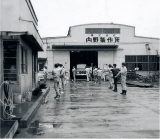 1960年代の内野製作所工場内